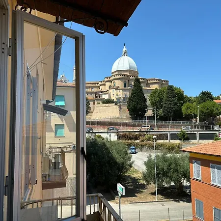 Apartman Eleganza Retro Con Vista Sulla Basilica